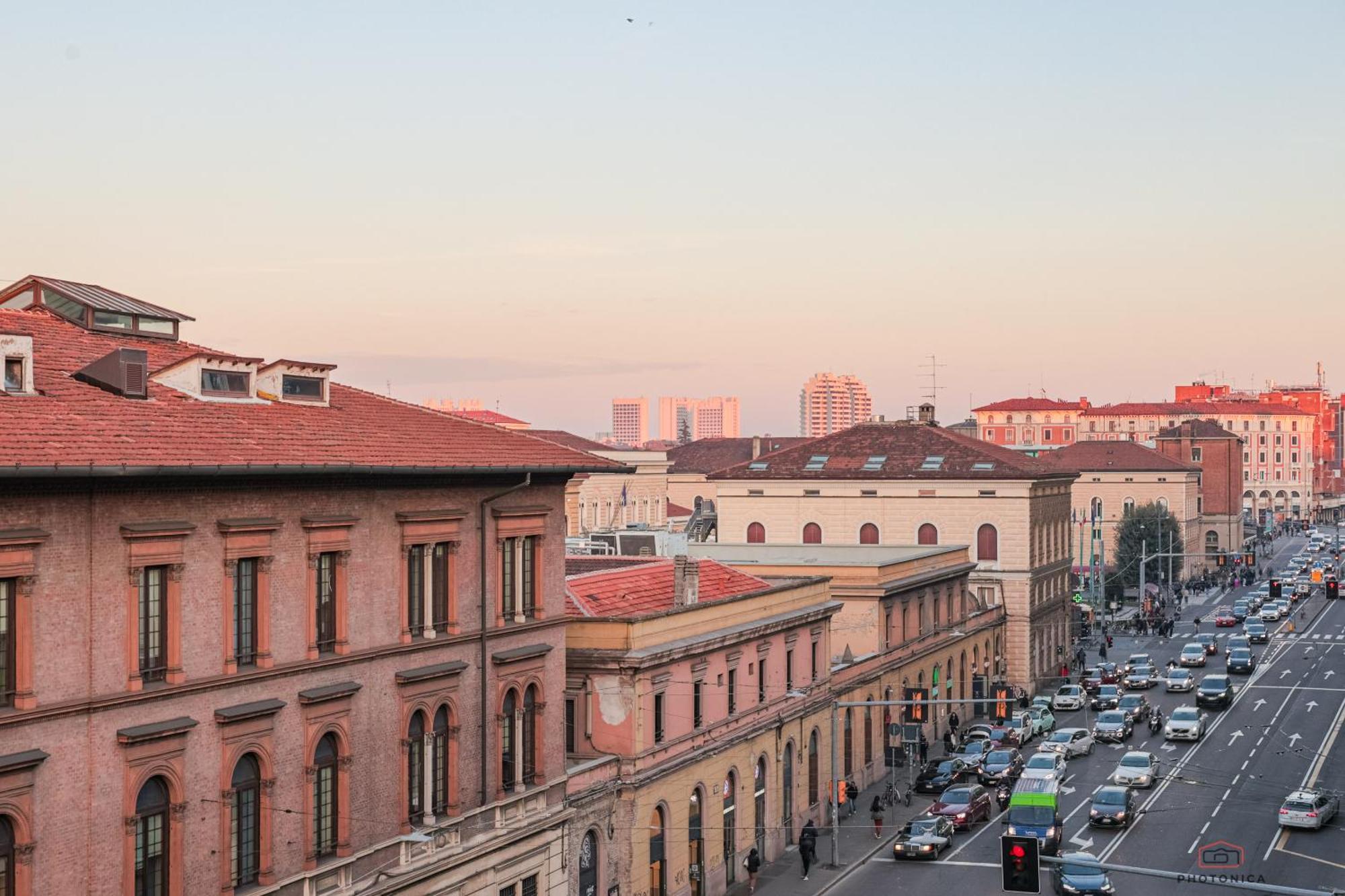 Front Station Apartment - Stazione Centrale Di Bologna Exterior photo