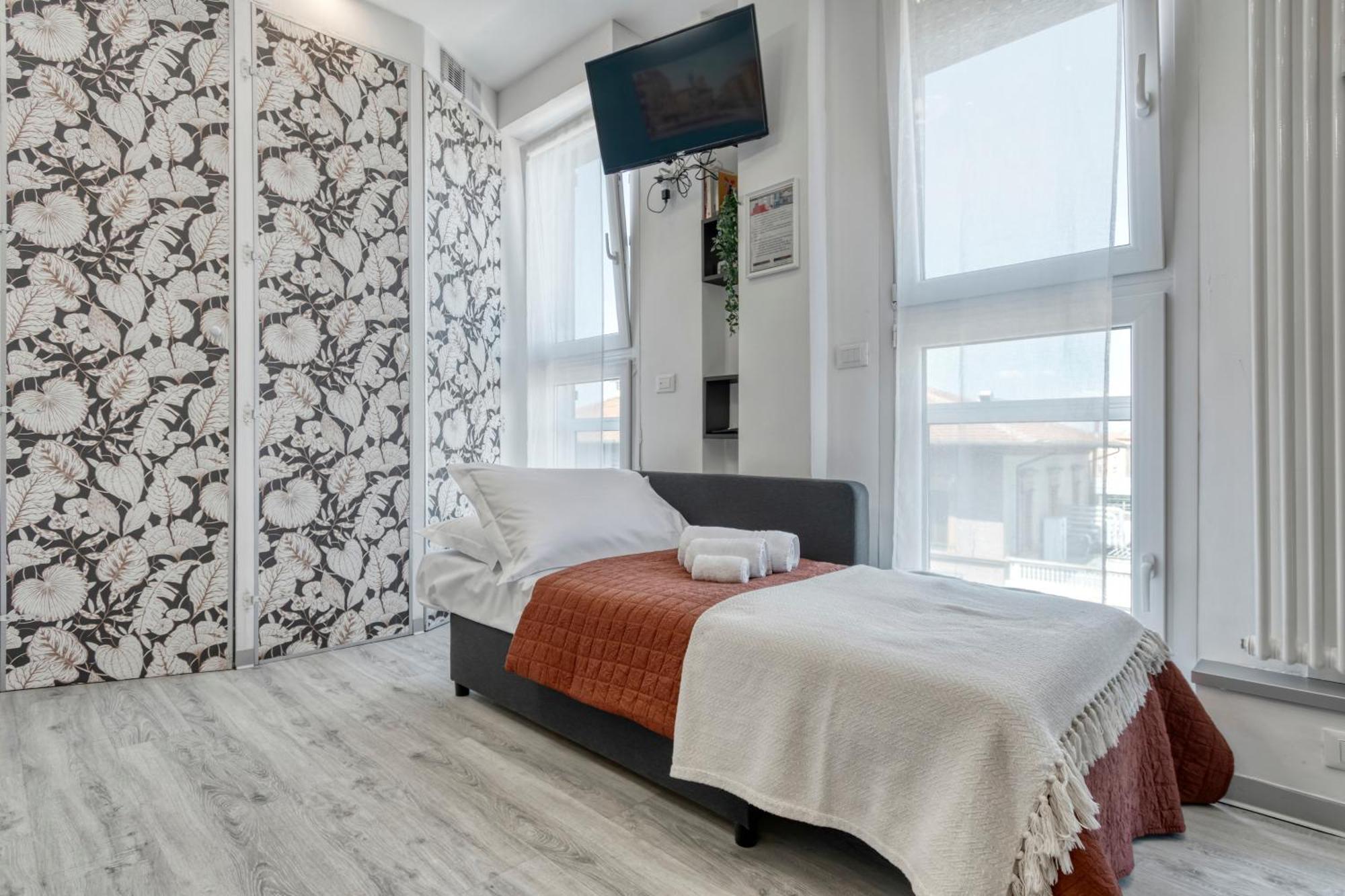 Front Station Apartment - Stazione Centrale Di Bologna Exterior photo